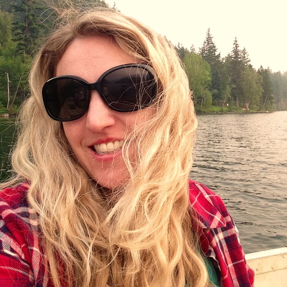 Meet your Posher, Natasha - Picture 1 of 1